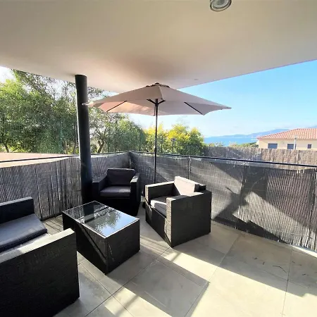Contemporain 3 Pieces Avec Terrasse - 6 Couchages - Fr-1-61-500